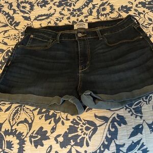 Denizen from Levi's Women's Dark Blue Jean Shorts